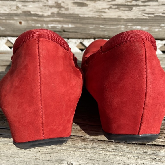 Softwalk Wish Red Suede Leather Wedge Ballet Flats Shoes Women's Size 10.5 Wide - Picture 6 of 10